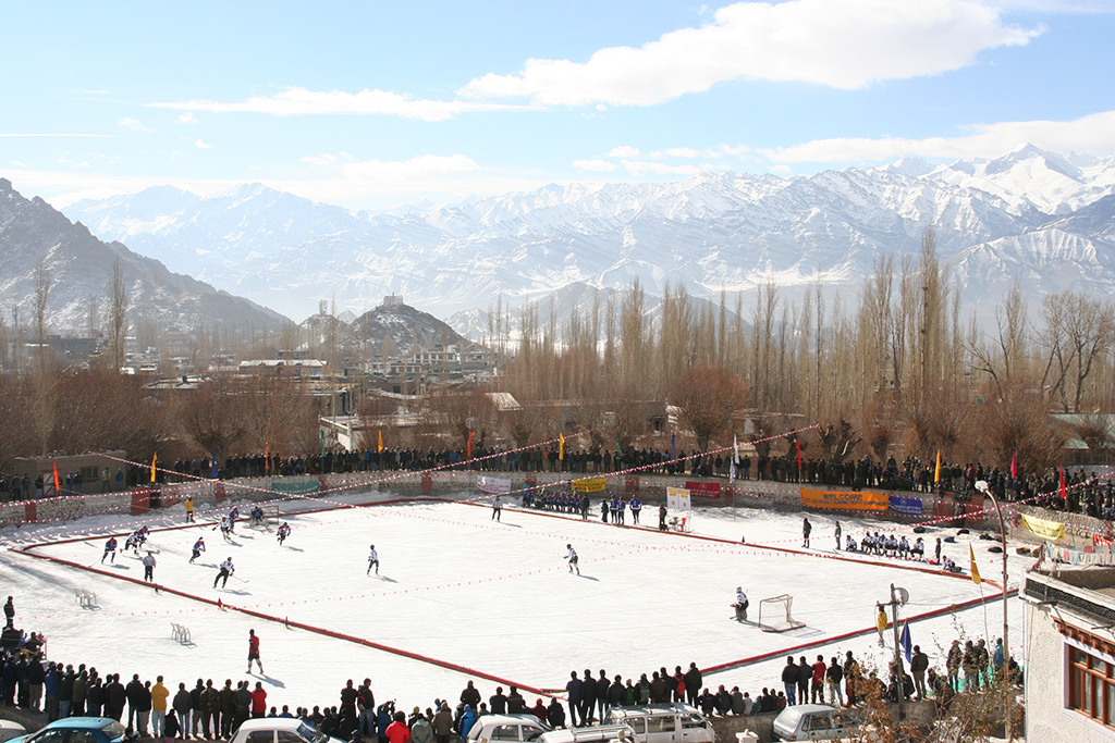 eishockeylehfeldbergetotale