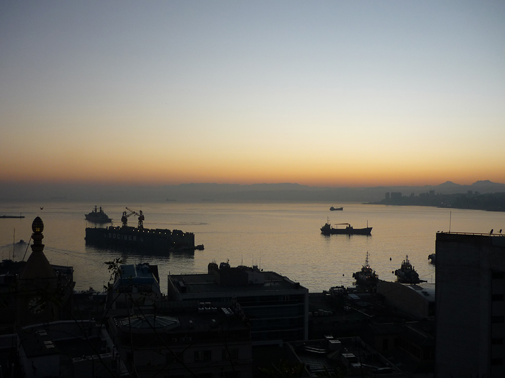 valparaisohafensonnenaufgang